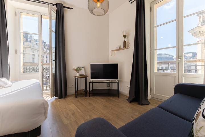 Ganze Wohnung, Ferienwohnung für 4 Personen mit Balkon in Bordeaux, Bordeaux und Umgebung