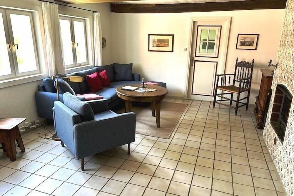Ganze Wohnung, Gemütliche Ferienwohnung in Utersum nahe dem Strand. in Utersum, Föhr