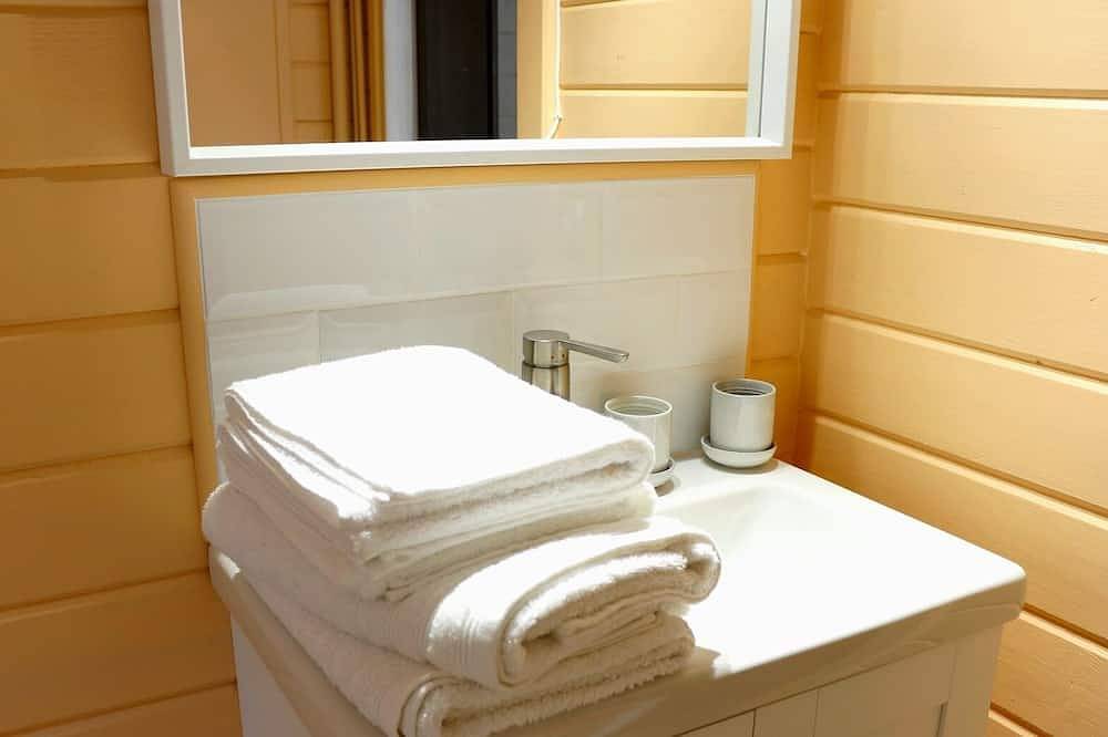 La forge d'Espelette : chalet au calme forêt, piscine partagée, commodités à 5mn in Saint-Paul-lès-Dax, Région de Dax