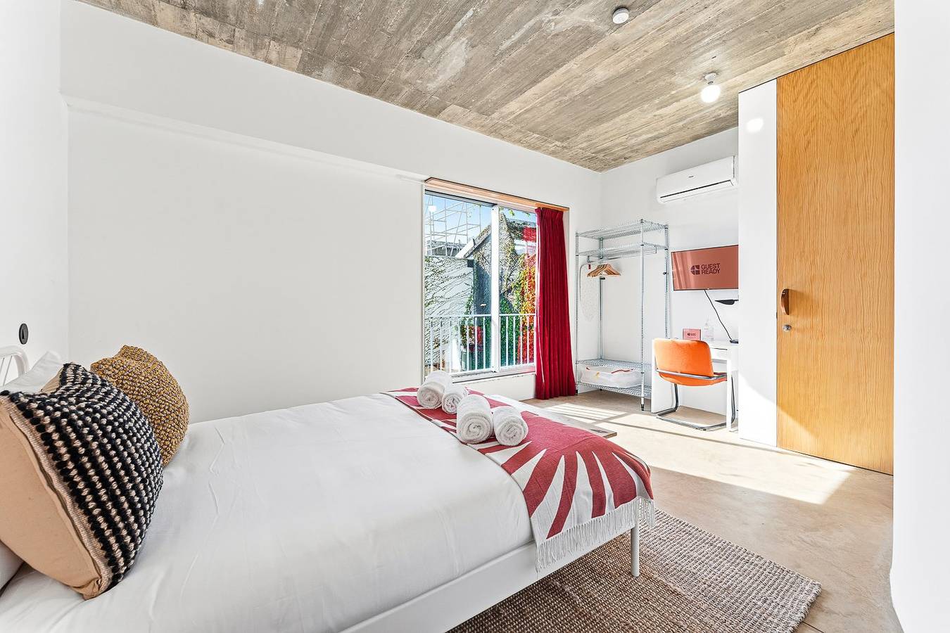Entire apartment, Guestready - House of Many Faces - Room 1 in Porto, Porto District