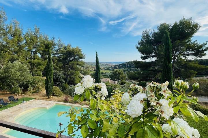 Villa for 10 people, with terrace and garden, with pets - 1