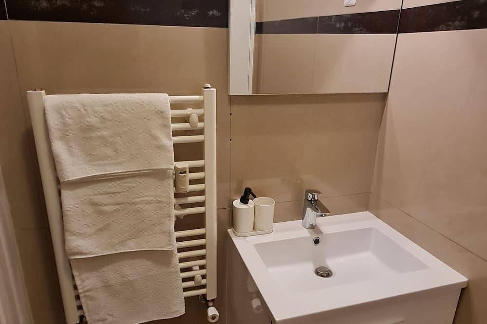 Apartamento entero, \"un descanso... en algún lugar\" Estudio para 2 a 3 personas en Montfermeil in Montfermeil, Sena-Saint Denis