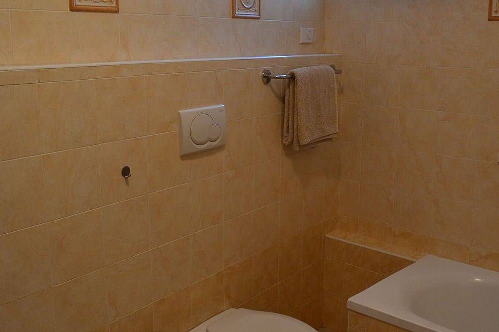 Ganze Wohnung, Wohnung Im Historischen Zentrum in Pietramurata, Dro