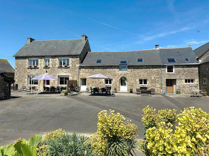 Location de vacances pour 6 personnes, avec jardin à Pluduno