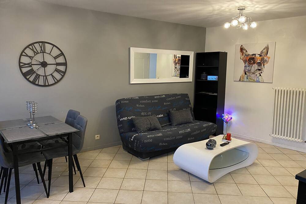 Appartement entier, Maison proche Lyon - Centrale Bugey in Dagneux, Ain