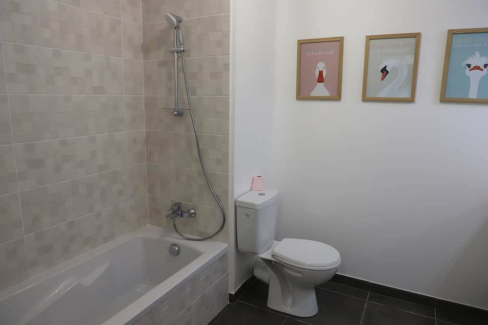 Apartamento entero, Appartement au Calme en rez de Jardin Dans Résidence Neuve in La Balme-de-Sillingy, Región de Annecy
