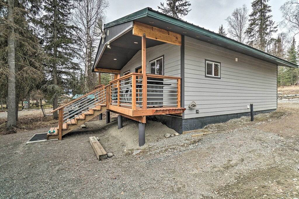 Cozy Downtown Soldotna Cabin: Dogs Welcome! in Soldotna, Kenai Peninsula