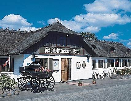 Hotel, mit Terrasse und Garten
