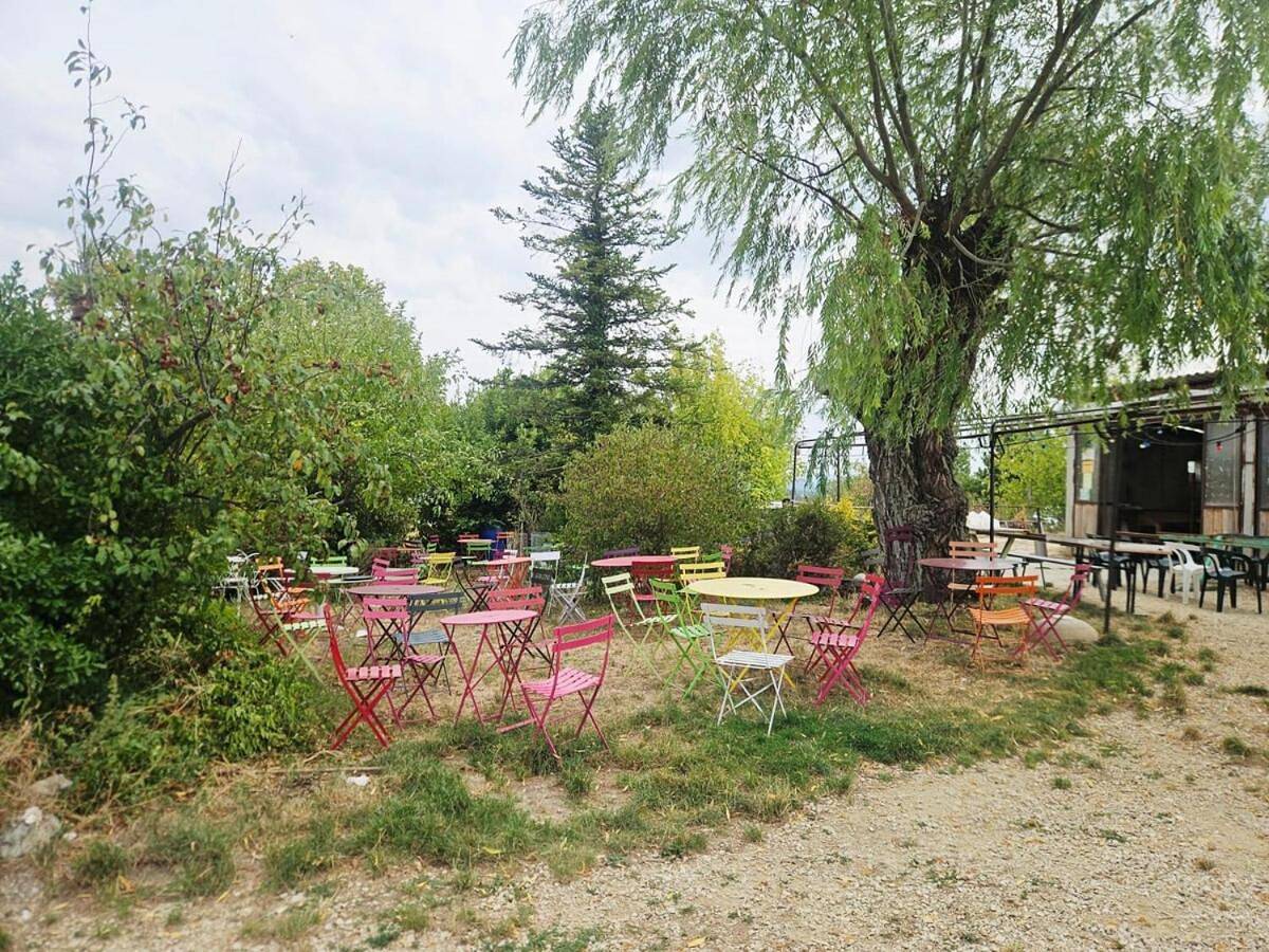 Appartement entier, Two-Bedroom Apartment in Marsanne, Région de nyons