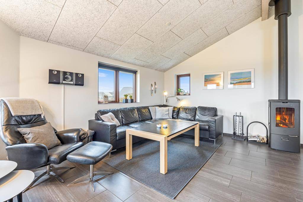 Modernes Ferienhaus mit Whirlpool und schöner Terrasse in Hvide Sande, Holmsland Klit