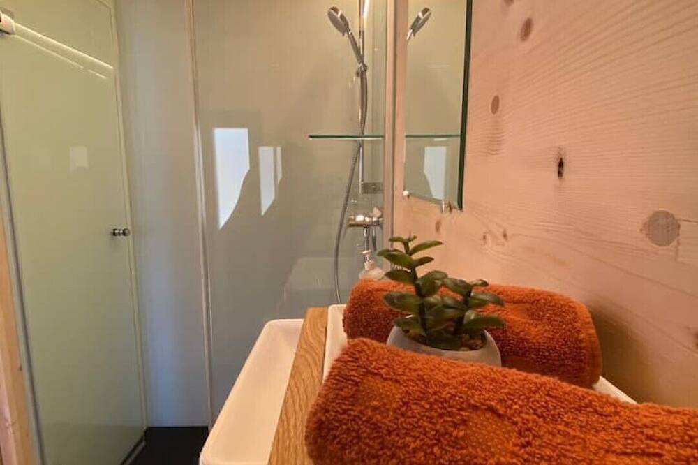 Eco Tiny Lodge Jungfrau in Unterseen, Lake Thun