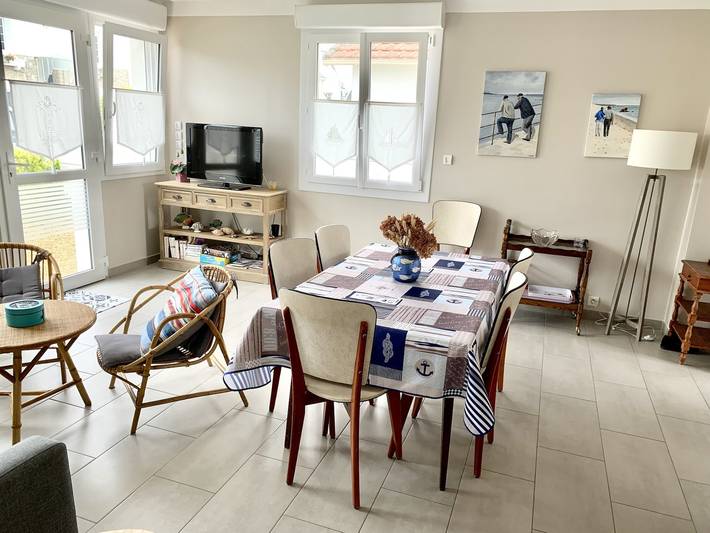 Location de vacances pour 5 personnes, avec terrasse, animaux acceptés dans Plage de Port-Lin - 2
