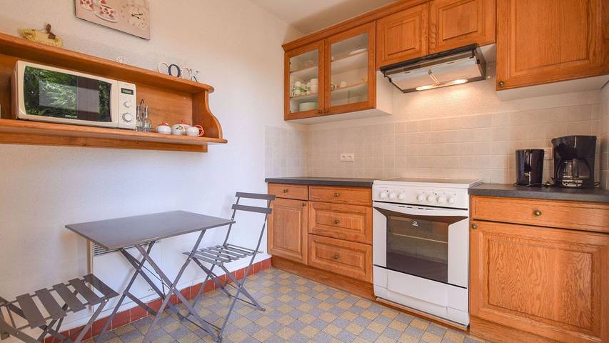 Location de vacances pour 7 personnes, avec jardin et piscine, animaux acceptés à Saint-Médard-d'Excideuil - 3