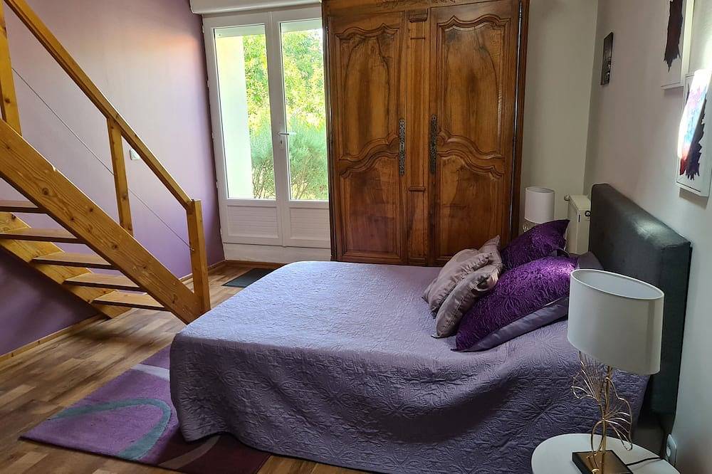 Maison de vacances en pierre avec piscine in Saint-Mard, Région de Rochefort