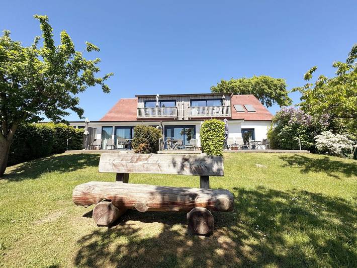 Ferienwohnung für 4 Personen, mit Balkon und Terrasse sowie Garten und Sauna in Klein Zicker