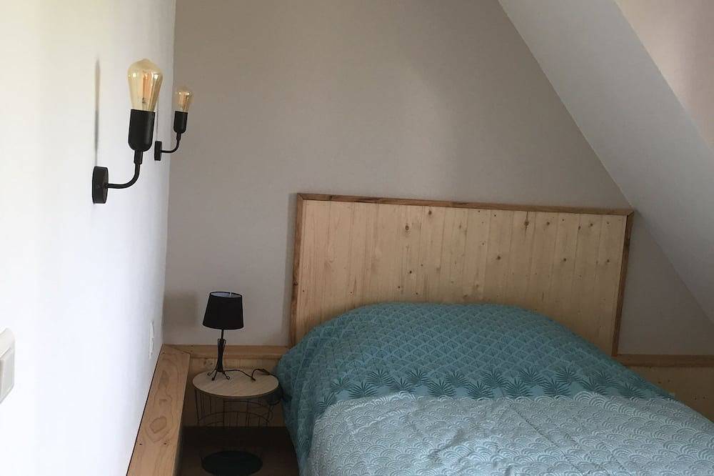 Appartement entier, Appartement 6 personnes, coeur de bourg à 10mm de la plage in Névez, Région de Quimper