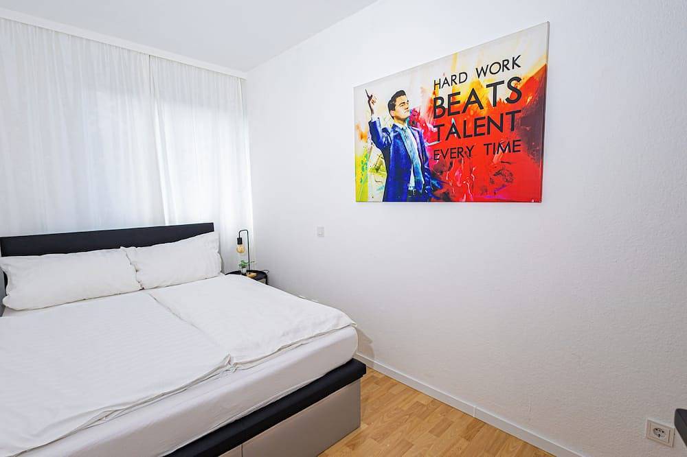 Entire apartment, Egge Suite - centrally located near the clinic & spa park in Bad Driburg, Kreis Höxter