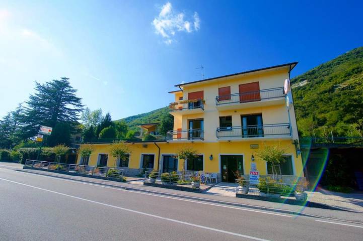 Ferienhaus für 3 Personen, mit Seeblick und Garten sowie Ausblick in Venetien - 4