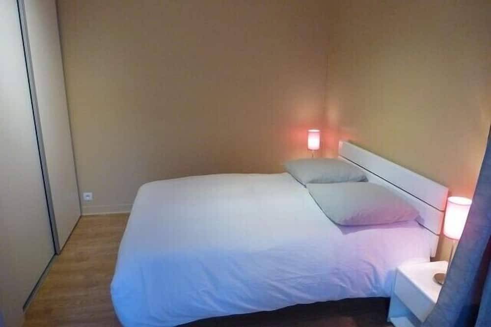 Geheel appartement, Gerenoveerd comfortabel appartement zijdelings uitzicht op zee in Roscoff in Roscoff, Ceinture Dorée
