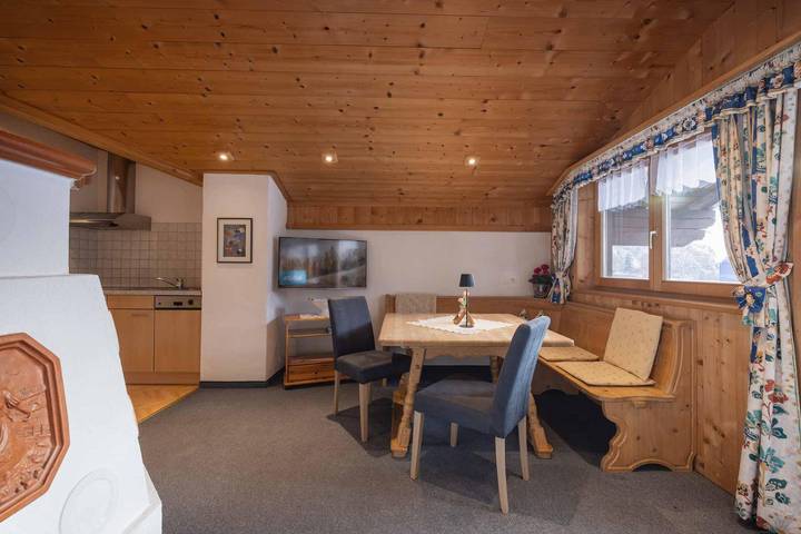 Ferienwohnung für 4 Personen, mit Balkon und Terrasse im Stubaital - 3