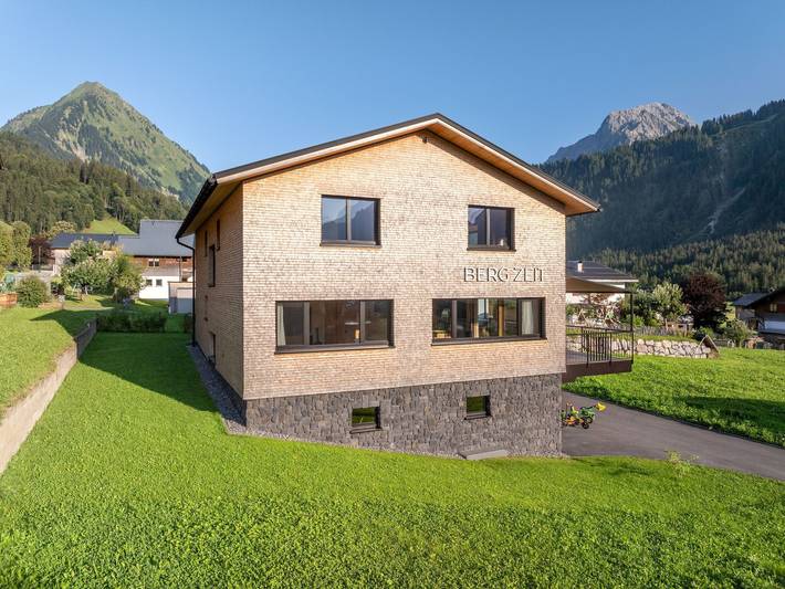 Ferienwohnung für 5 Personen, mit Balkon und Sauna sowie Ausblick, kinderfreundlich - 1