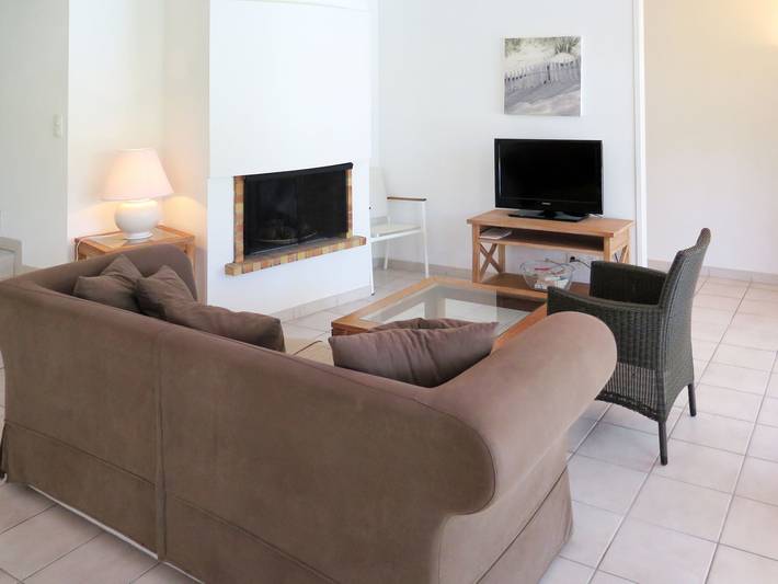 Location de vacances pour 8 personnes, avec terrasse, animaux acceptés à Lacanau - 3