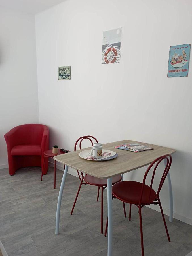 Gîte pour 2 personnes, avec jardin et terrasse à Locmiquélic - 4