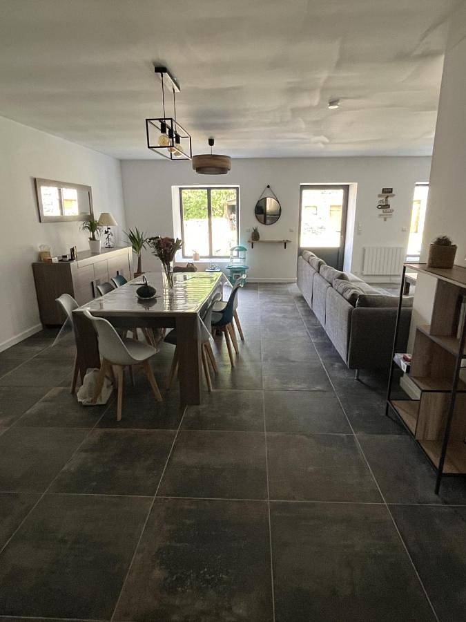 Location de vacances pour 6 personnes, avec jardin dans Tressignaux - 3