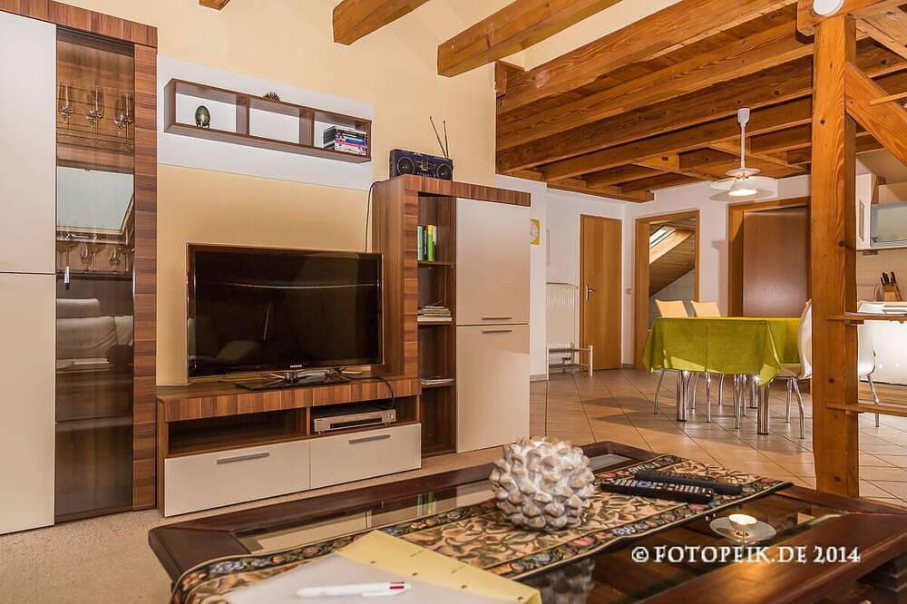 Ganze Wohnung, Dream family holidays with pool, sustainable and often cheaper than a hotel in Britzingen, Müllheim