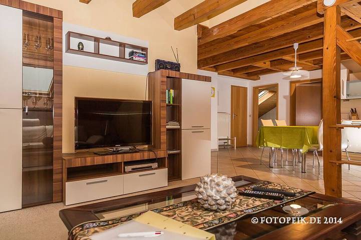 Ganze Wohnung, Dream  holidays with pool and Ac, sustainable and often cheaper than a hotel. in Britzingen, Müllheim