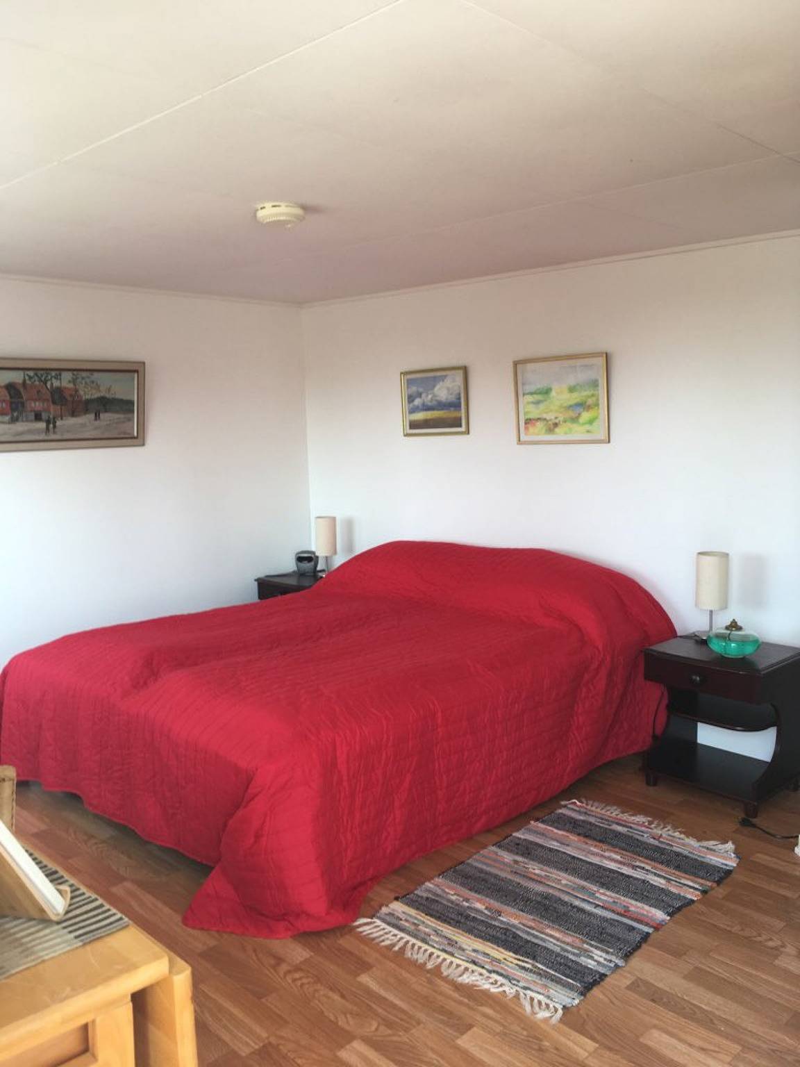 Reizendes Ferienhäuschen am Hang mit Meerblick bei Stockholm mit Internet in Tyresö, Schwedische Ostsee