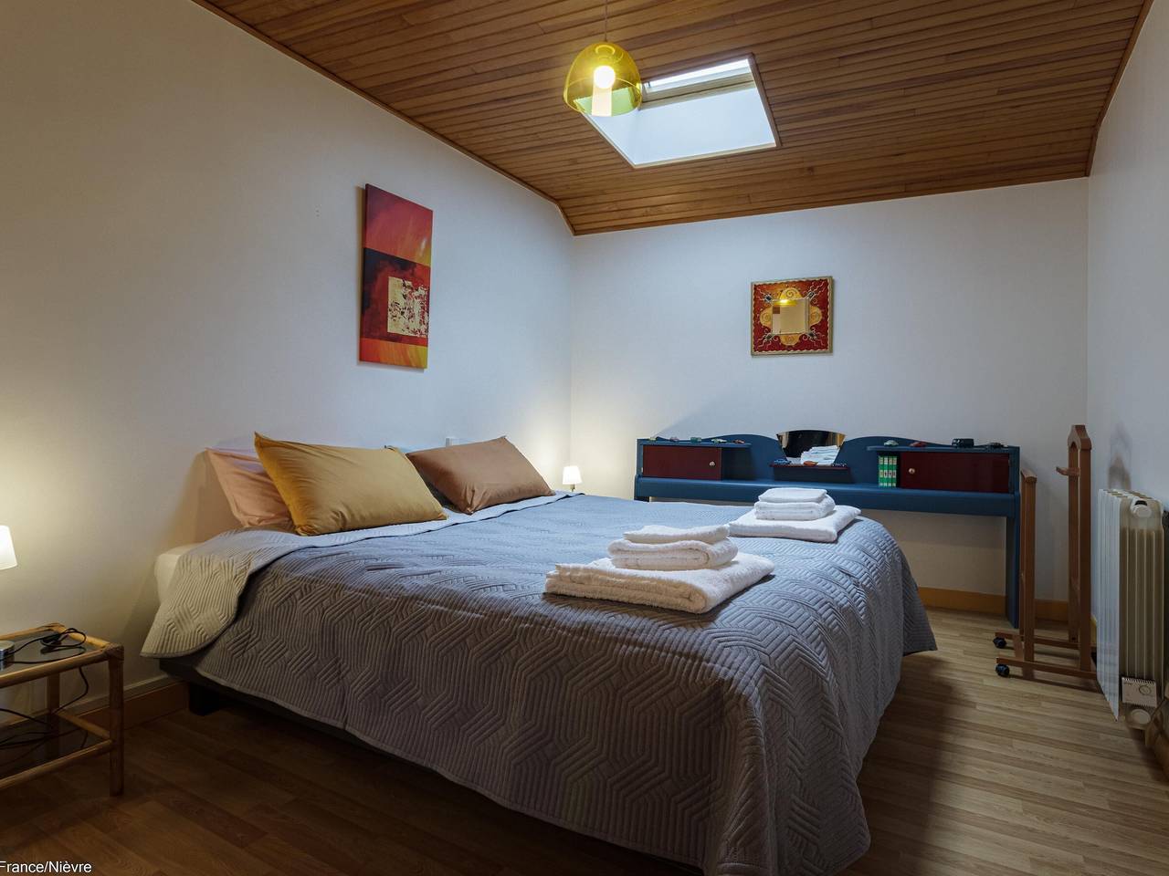 Encantadora casa renovada con Wifi, patio y aparcamiento, ideal para explorar Morvan in Château-Chinon (Ville), Parque natural de Morvan