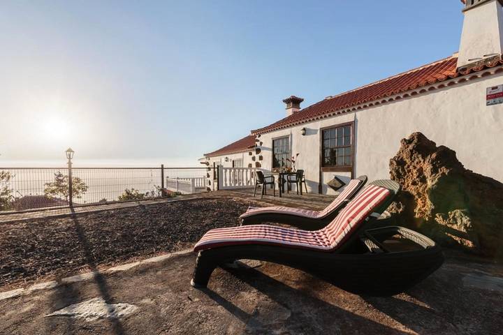 Casa rural para 4 personas, con Balcón y Terraza además de Jardín y Vistas en Puntagorda