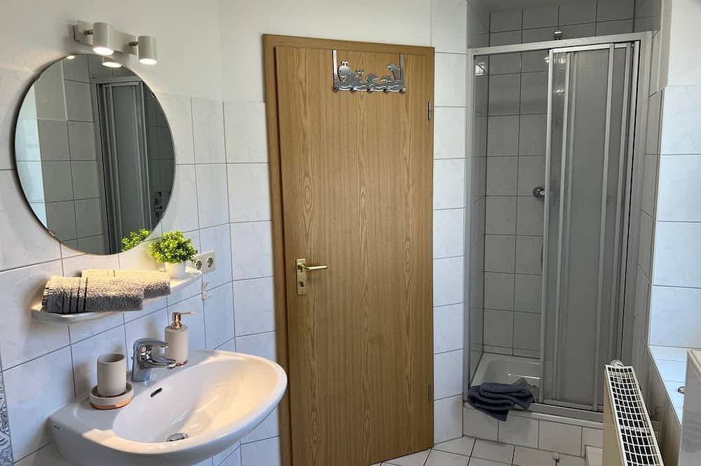 Haus Everschop - Fewo 8 Seeschwalbe Og - Ferienhof Rickerts in Vollerwiek, Eiderstedt