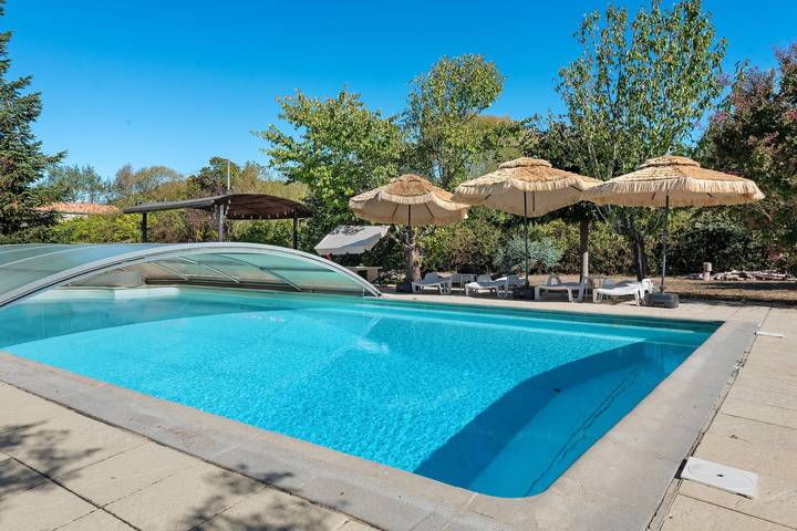 Holiday Home "Domaine Logis Gascogne, Gîte 1": Mountain View, Pool, and Wi-Fi Included in Saint-Justin (Gers), Gers