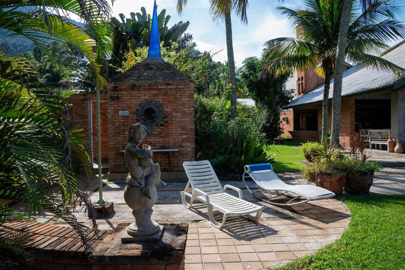 Casa Pé na Areia c/ Cenário Privilegiado em Guaecá in São Sebastião, Região Metropolitana do Vale do Paraíba e Litoral Norte