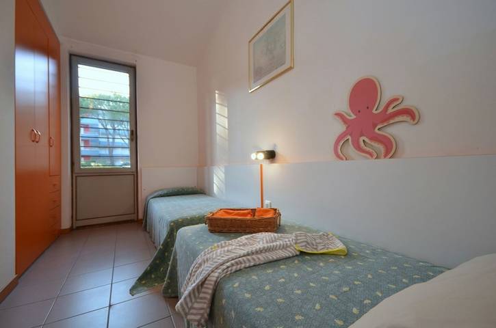 Villa familiale moderne avec jardin clos in Lignano Riviera, Lignano Sabbiadoro