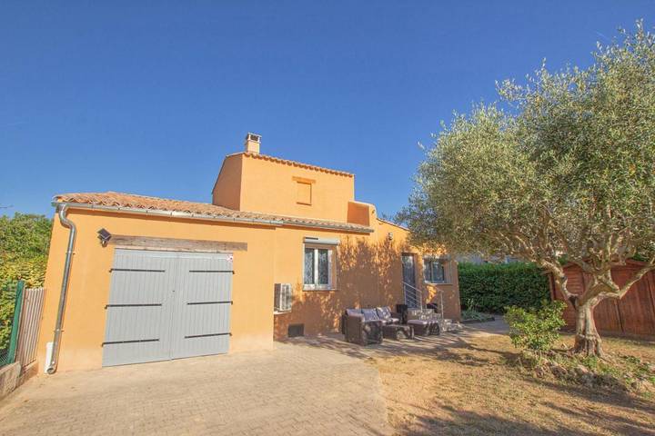 Maison de vacances pour 6 personnes, avec Terrasse et Jardin