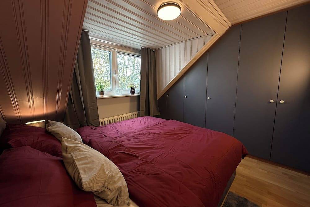 Ganze Wohnung, . Ferienwohnung Lichtblick 2.0 nahe Centro und Rudolf Weber Arena in Oberhausen, Ruhrgebiet