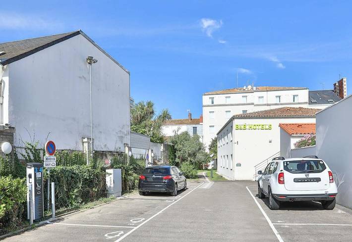 Hôtel pour 2 personnes, avec jardin, animaux acceptés dans Gare Des Sables D Olonne - 4