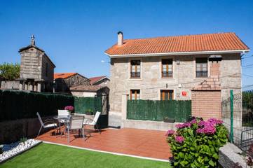 Casa rural para 8 personas, con vistas y jardín en Carnota