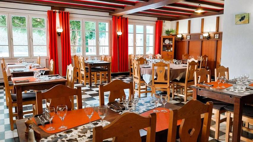 Hôtel pour 2 personnes, avec jardin ainsi que piscine et balcon à La Chapelle-en-Vercors - 4