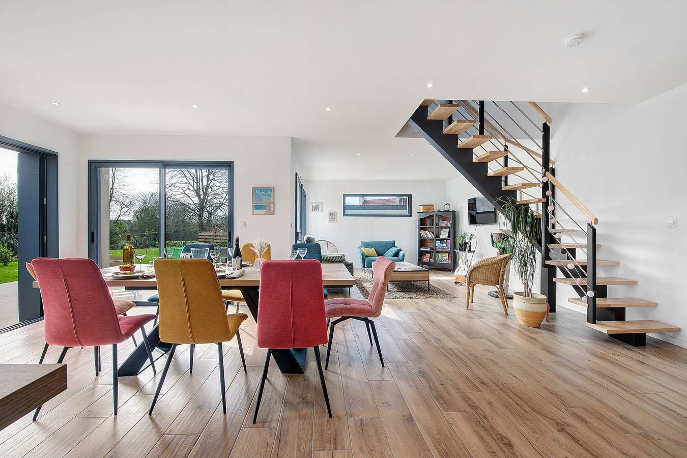 Neues, modernes Haus in Plouescat, 4 km vom Meer entfernt, mit großer Terrasse in Plouescat, Côte des Légendes