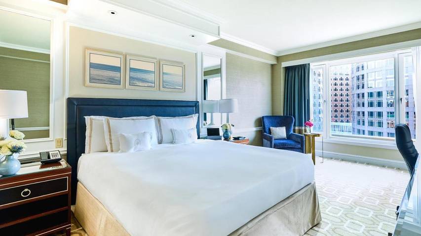 Apartamento para 3 personas, con jacuzzi y terraza además de sauna y piscina, Se admiten mascotas en Boston