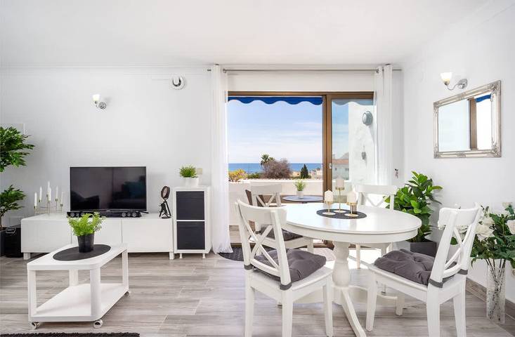 Ferienwohnung für 5 Personen, mit Garten und Pool sowie Meerblick - 1