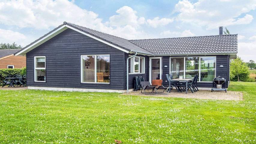 Ferienhaus für 11 Personen, mit Terrasse in Kvie Sø