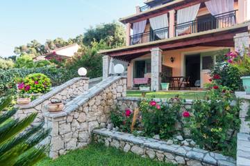 Vacation Rental for 4 Guests in Corfu, Greece, Picture 1