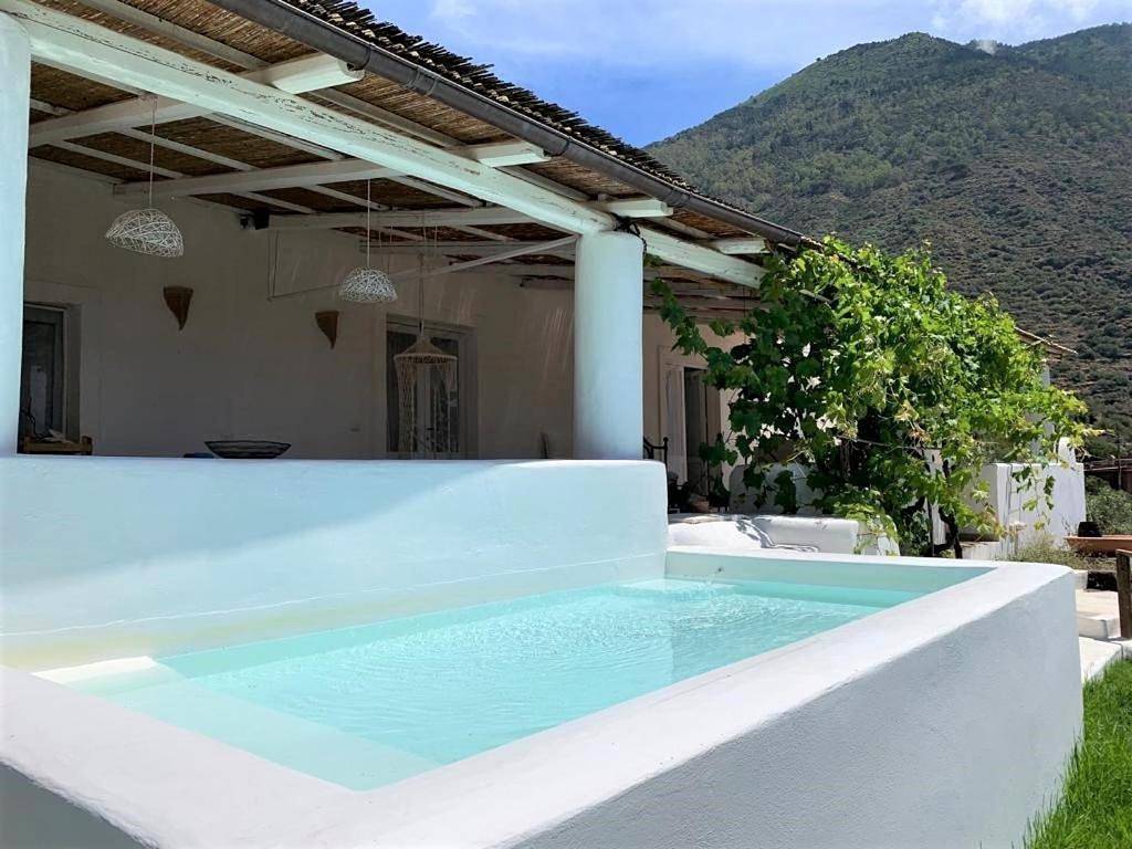 Casa Alloro - Rinella in Leni, Salina