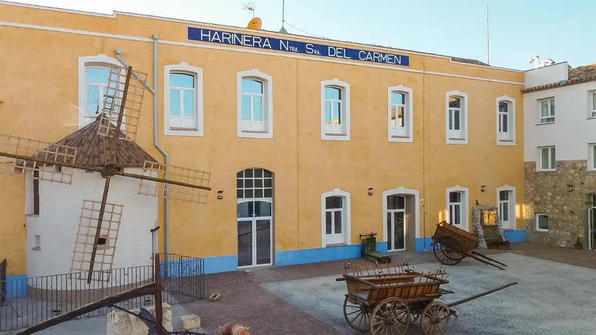 Hotel für 2 Personen, mit Pool und Ausblick sowie Balkon, kinderfreundlich - 1