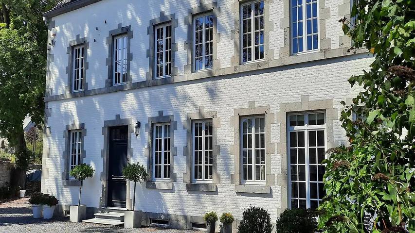Vakantiehuis voor 9 personen, met tuin in Beauraing